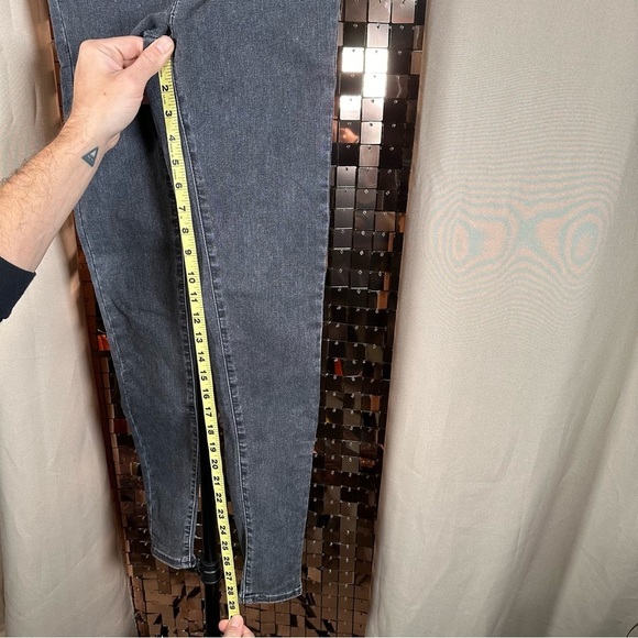 Levi’s 720 High Rise Super Skinny Size 25 - Picture 9 of 10